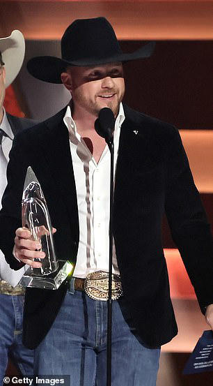 ASCodyJohnsonAlbum2024CMAWinner.jpeg