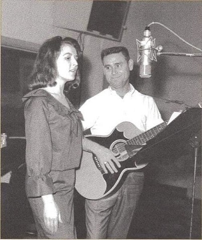 ASGeorgejJonesandMelbaMontgomeryRecordingin1966.jpg