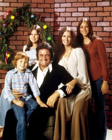 ASJohnnyCashFamilyatChristmasYearsago.jpg