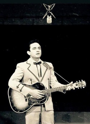 ASJohnnyCashPerformingonEdSullivanShowFeb141959.jpg