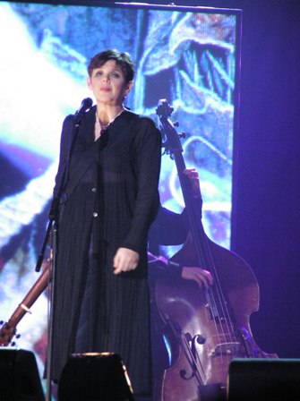 ASSusanCroweatECMA2005.jpg