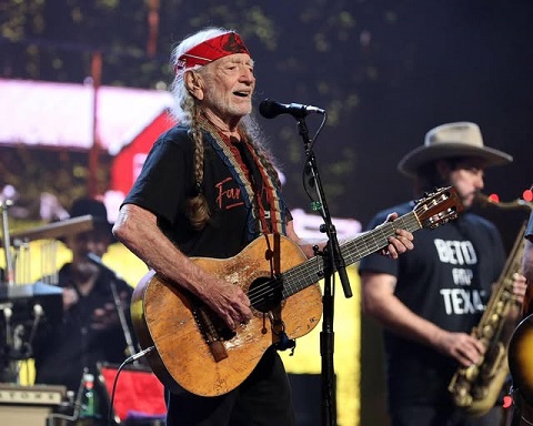 ASWillieNelsonatFarmAid2025atage92.jpg